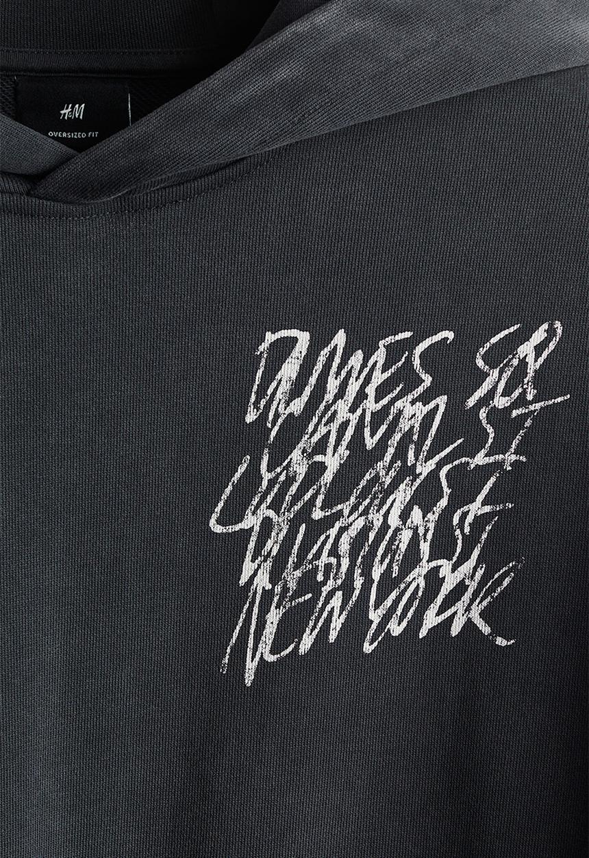 H&M - Oversized fit printed hoodie - grey dimes sq 