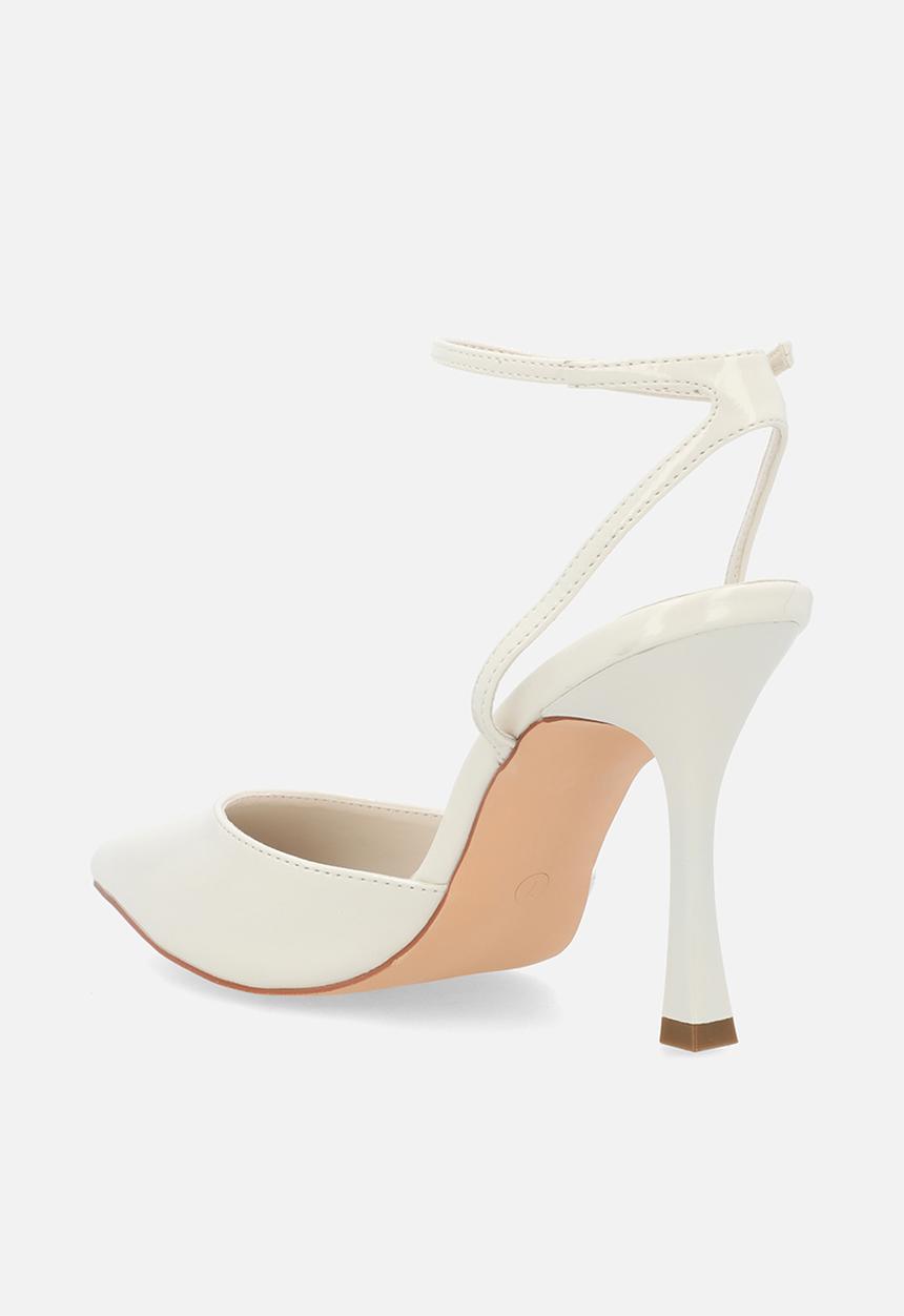 Madison® - Natalia closed toe ankle strap - off white