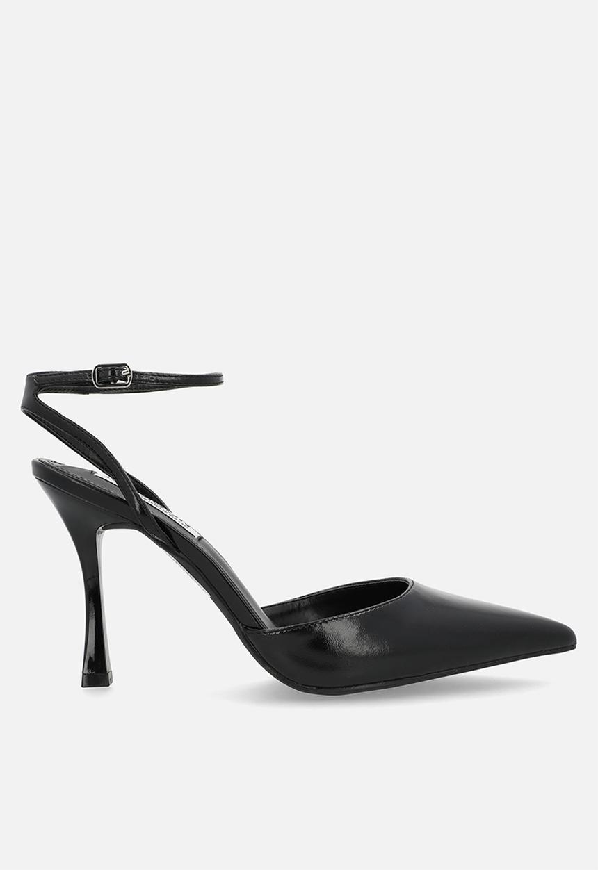 Madison® - Natalia closed toe ankle strap - black