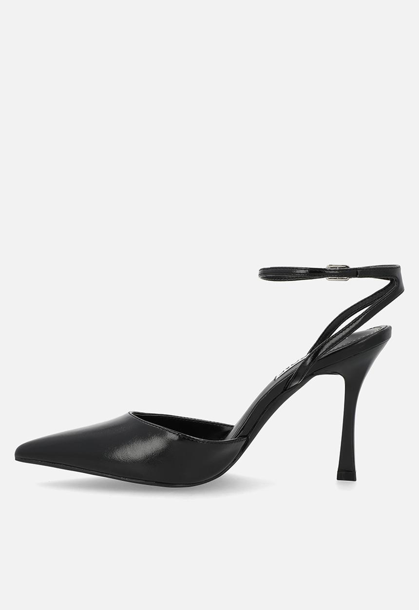 Madison® - Natalia closed toe ankle strap - black