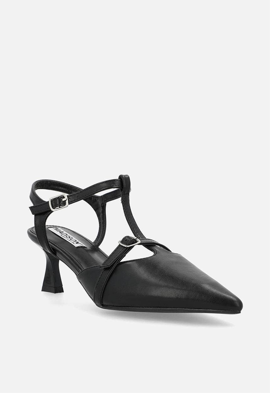 Madison® - Nadia closed toe ankle strap - black
