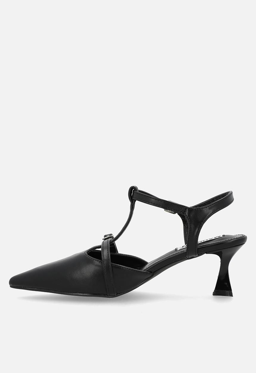 Madison® - Nadia closed toe ankle strap - black