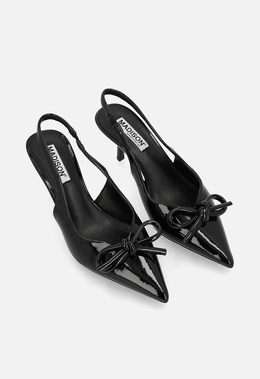 Madison® - Natasha closed toe slingback - black