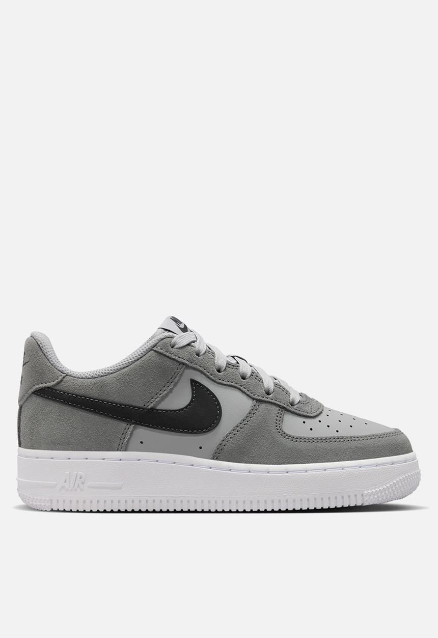 Nike - Nike Air Force 1 Essential+
