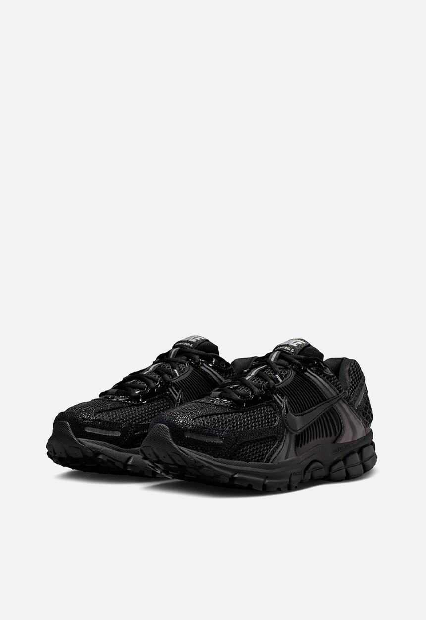 Nike - Nike Zoom Vomero 5