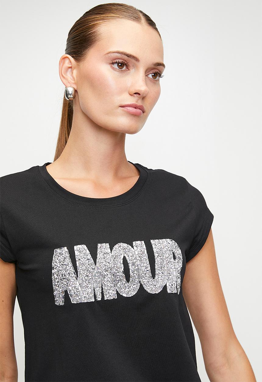 MANDI - Cap Sleeve Amour Embellished Logo Tee - Black