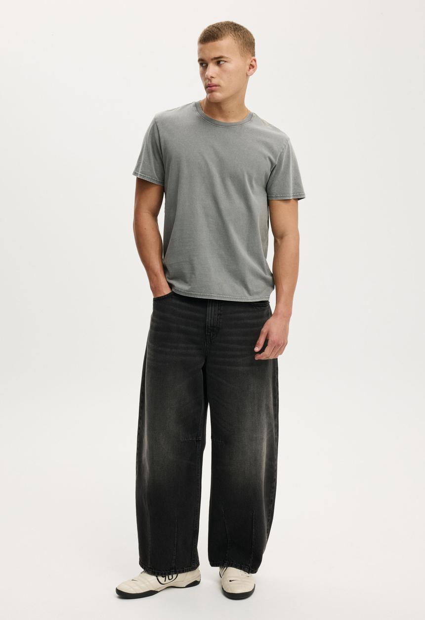 Cotton On - Baggy Balloon Jean - Revolve Black