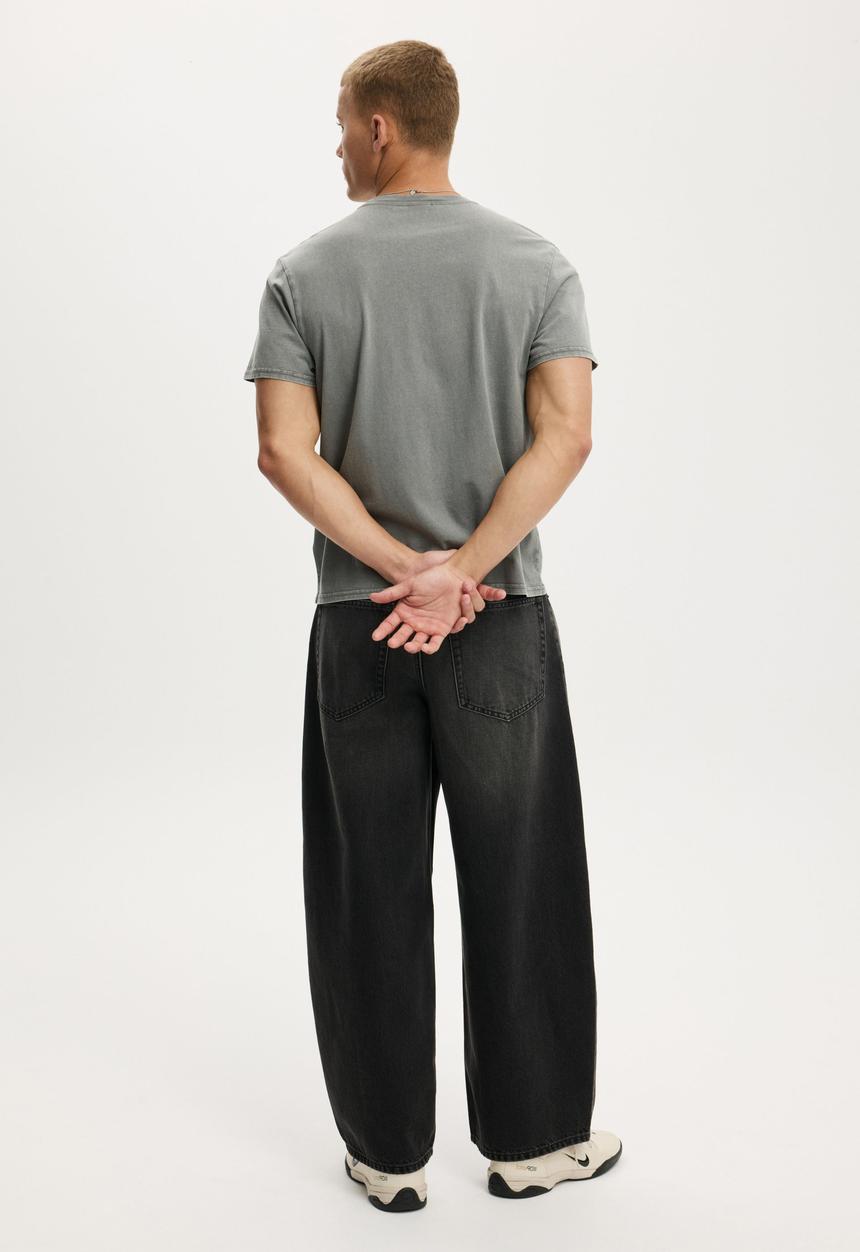 Cotton On - Baggy Balloon Jean - Revolve Black