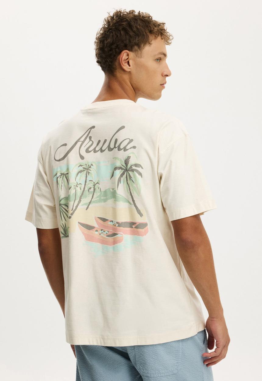 Cotton On - Box Fit Graphic T-shirt - Creampuff/Aruba