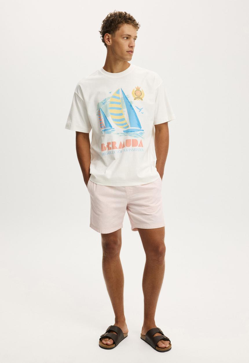 Cotton On - Box Fit Graphic T-shirt - Vintage White/Bermuda