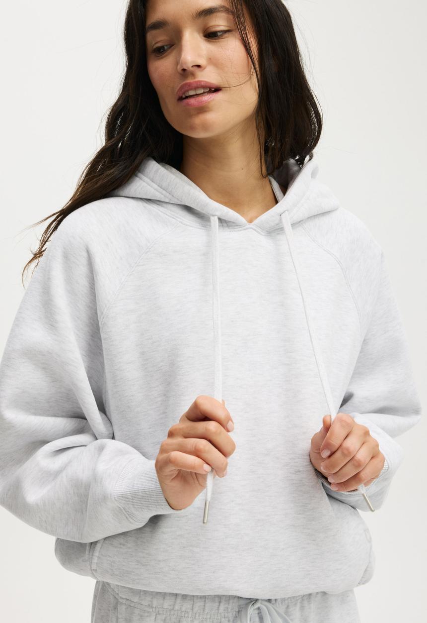 Cotton On - Plush Premium Raglan Hoodie - Cloudy Grey Marle