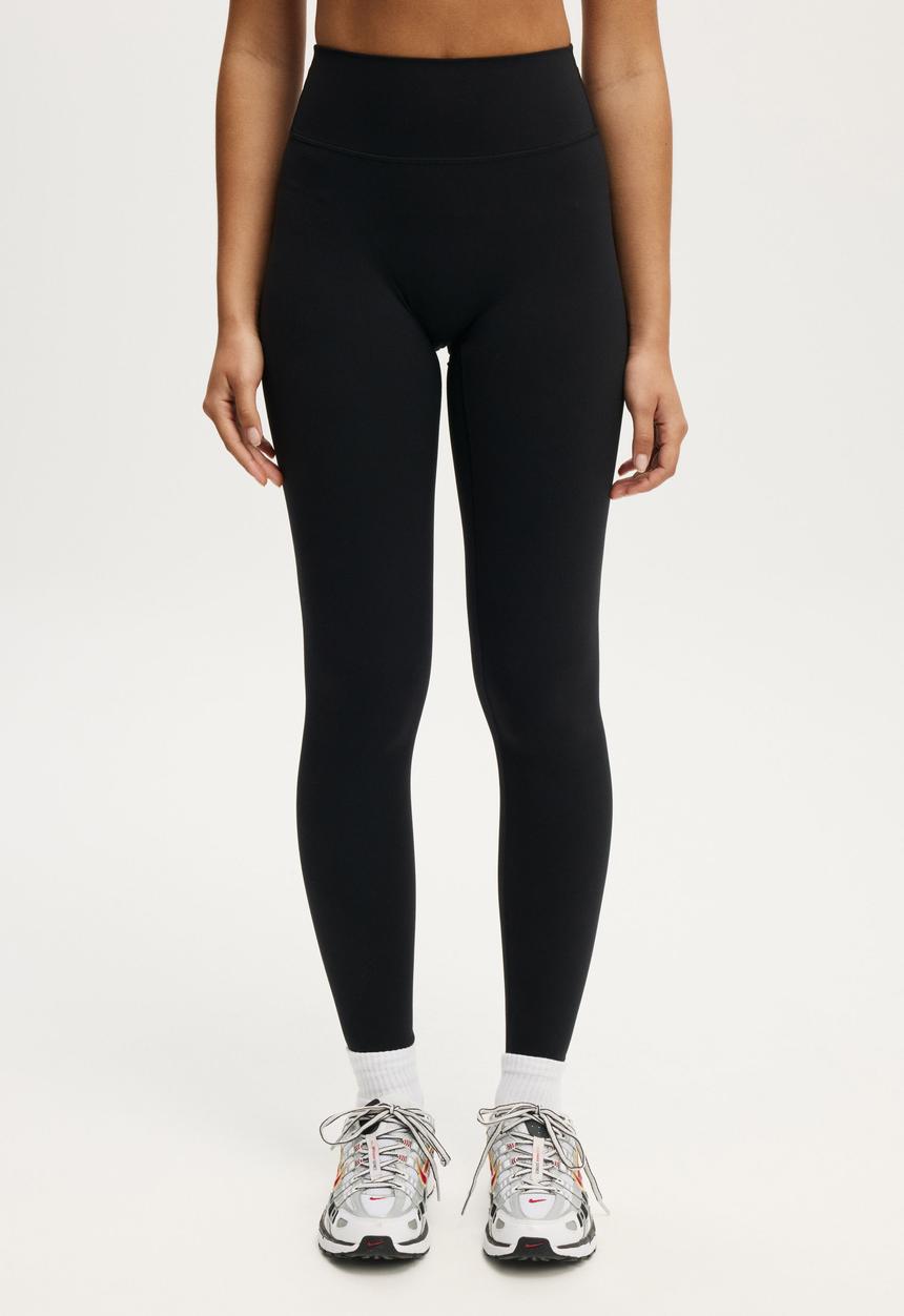 Cotton On - Ultra Luxe Invisible Scrunch Tight - Black