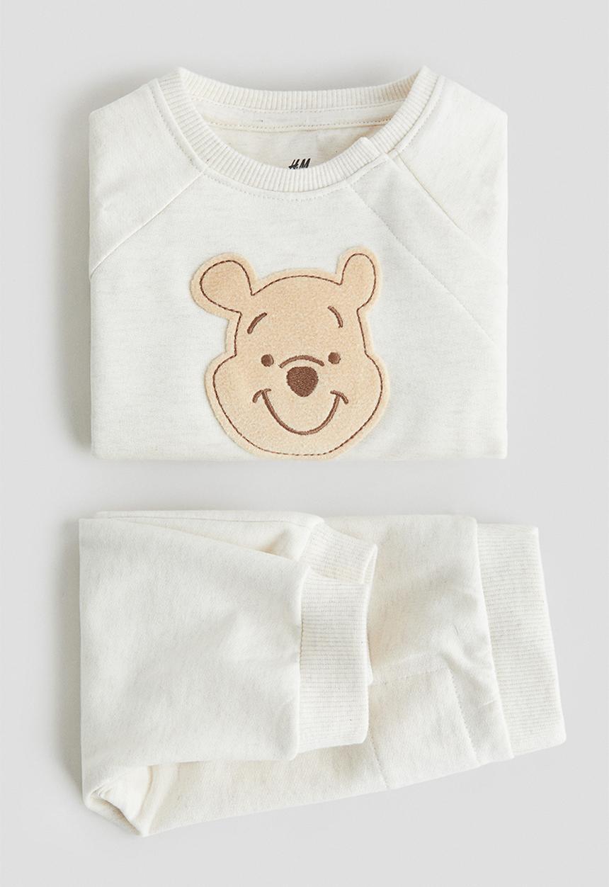 H&M - 2-Piece appliquéd sweatshirt set - cream/winnie the pooh