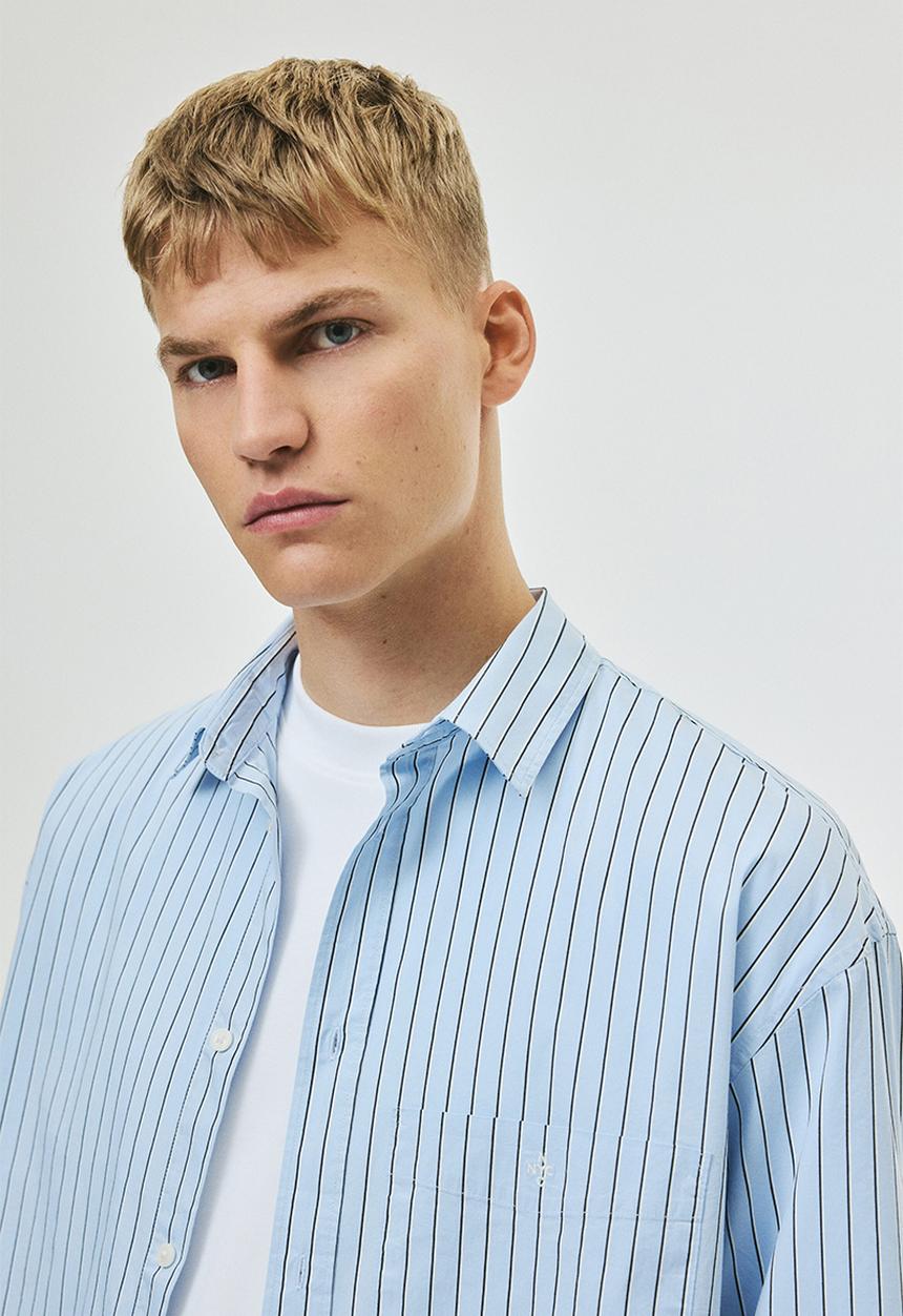 H&M - Loose fit poplin shirt - blue pinstriped
