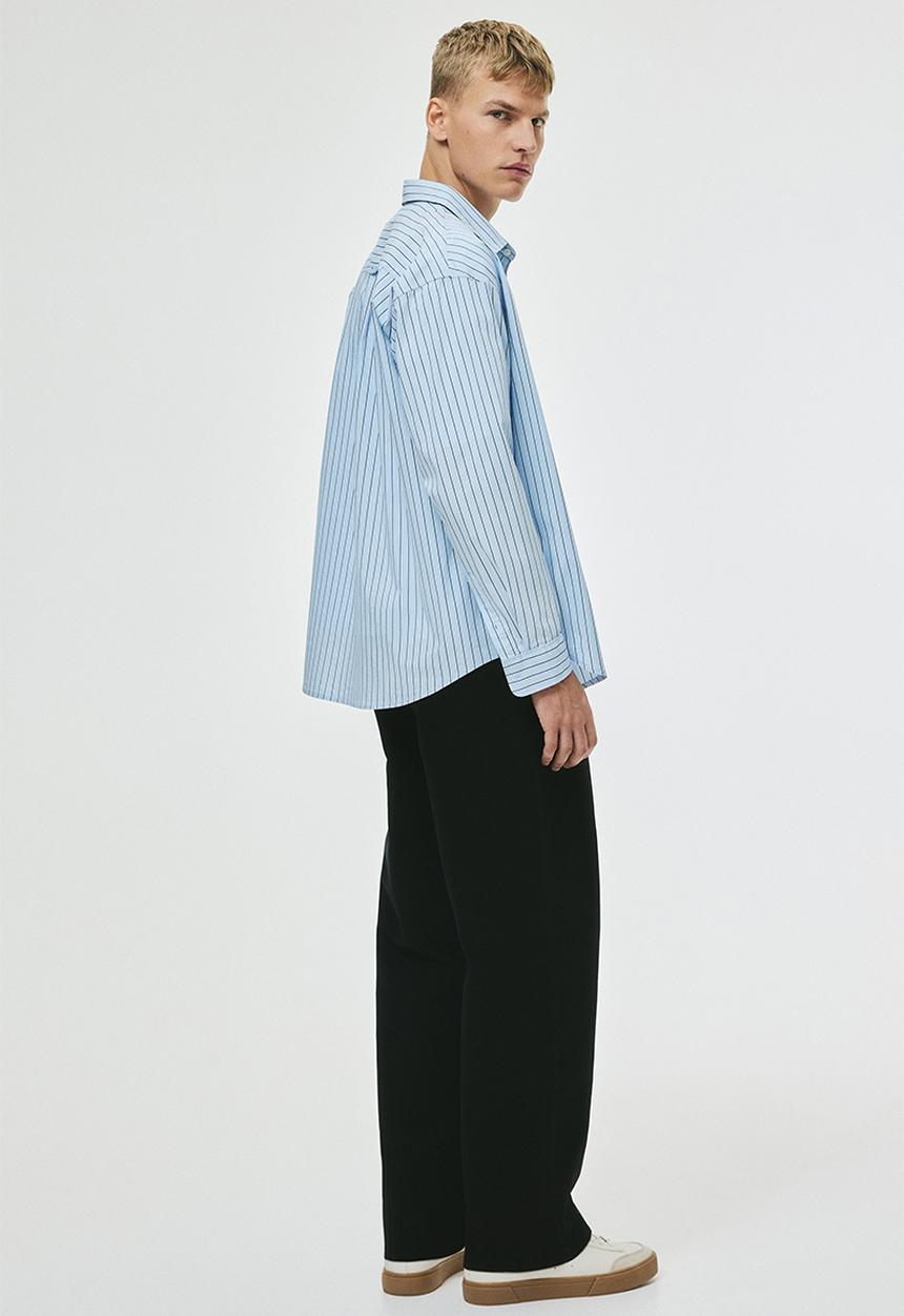 H&M - Loose fit poplin shirt - blue pinstriped