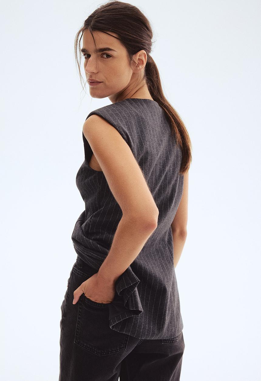 H&M - Tie-belt waistcoat - dark grey marl/pinstriped