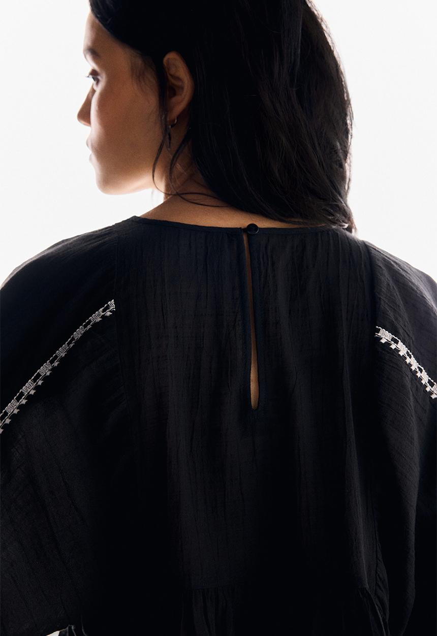 H&M - Embroidered blouse - black