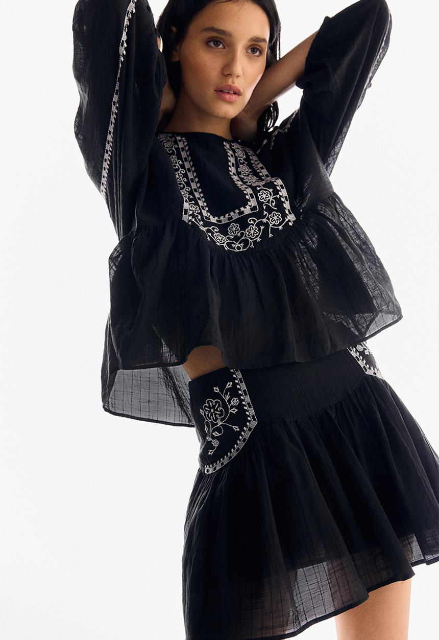 H&M - Embroidered blouse - black