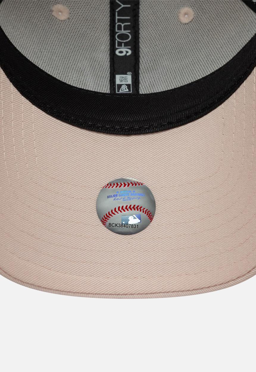 New Era - Female Metallic Logo 9Forty® New York Yankees -Pink