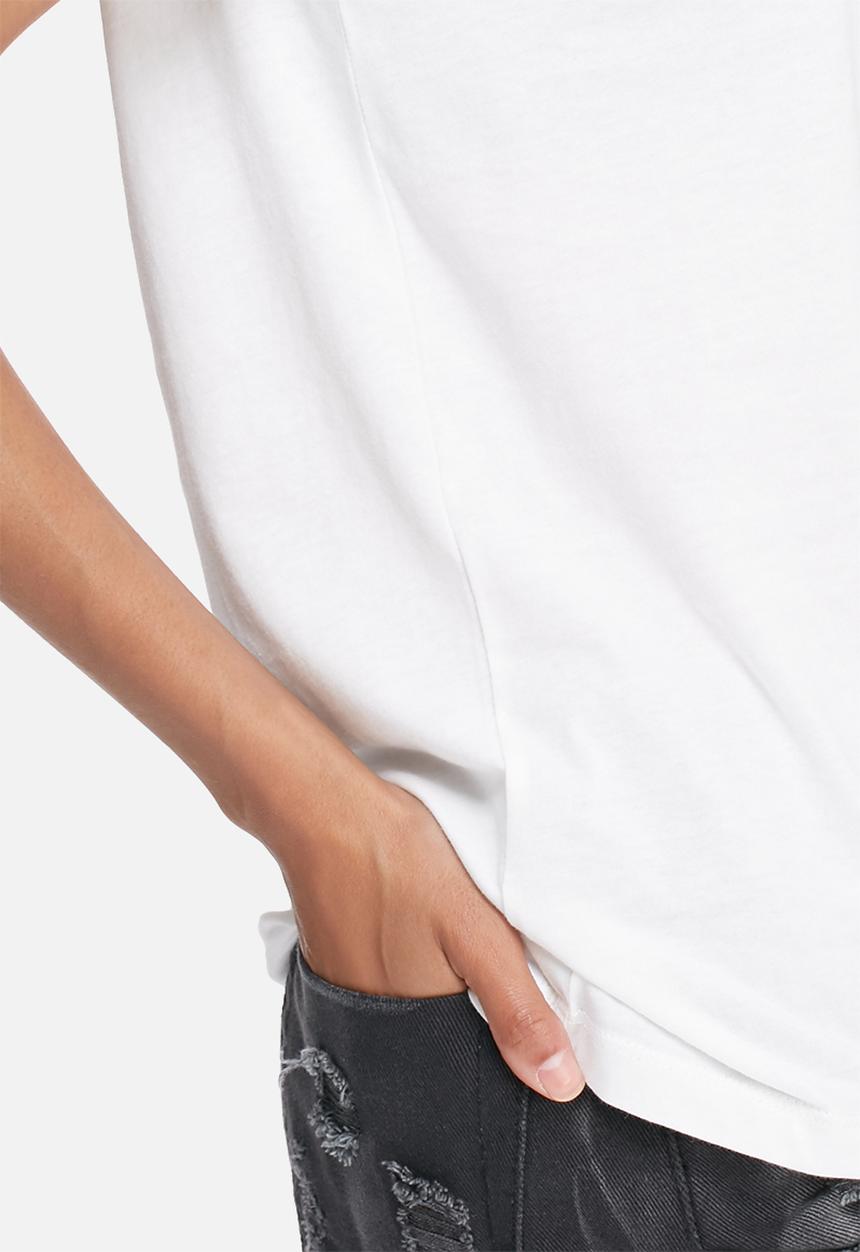 Vero Moda - Nope badge tee
