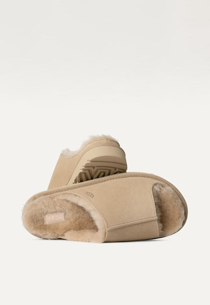 UGG® - Greenport slide - sand