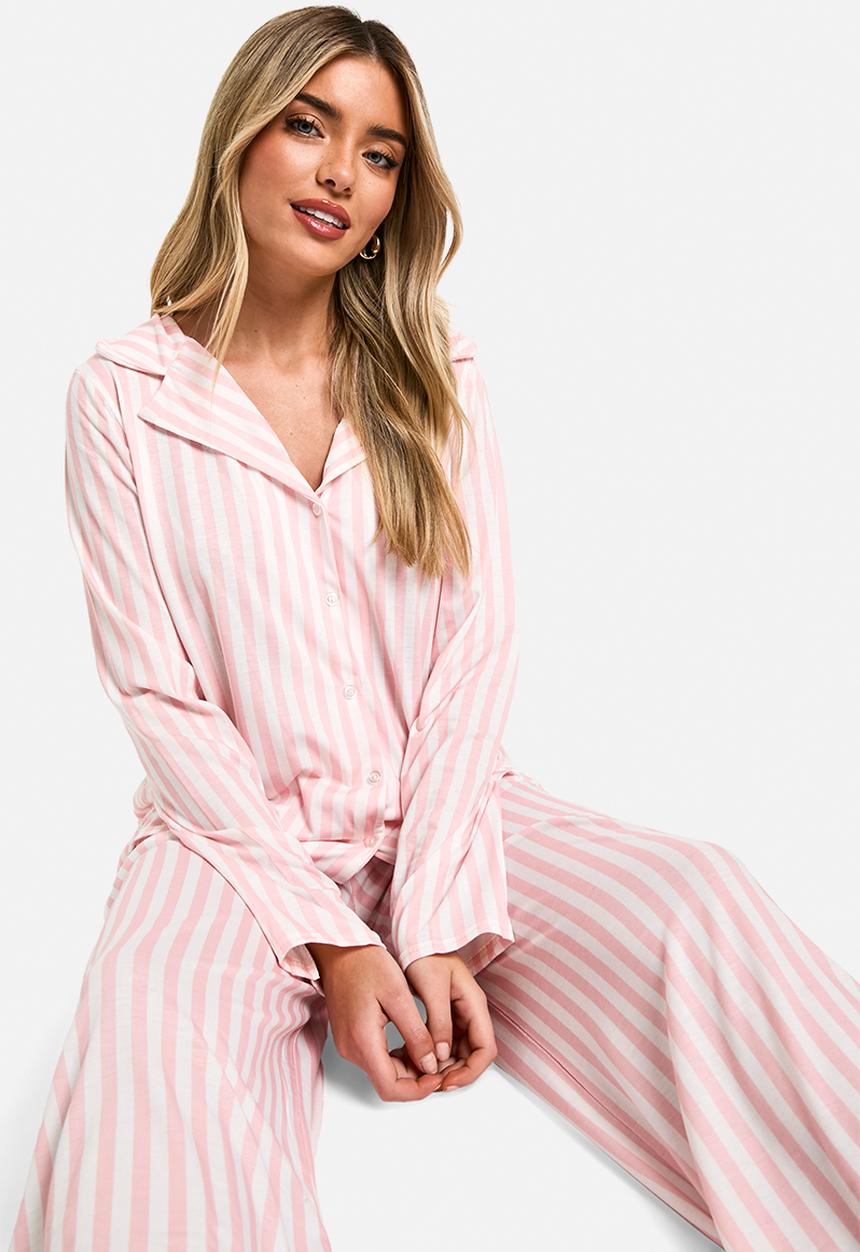 boohoo - Candy stripe long sleeve shirt & trousers pyjama set - pink