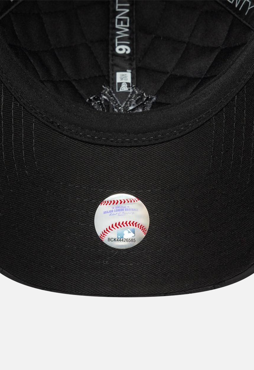 New Era - Female padded 9twenty® - black