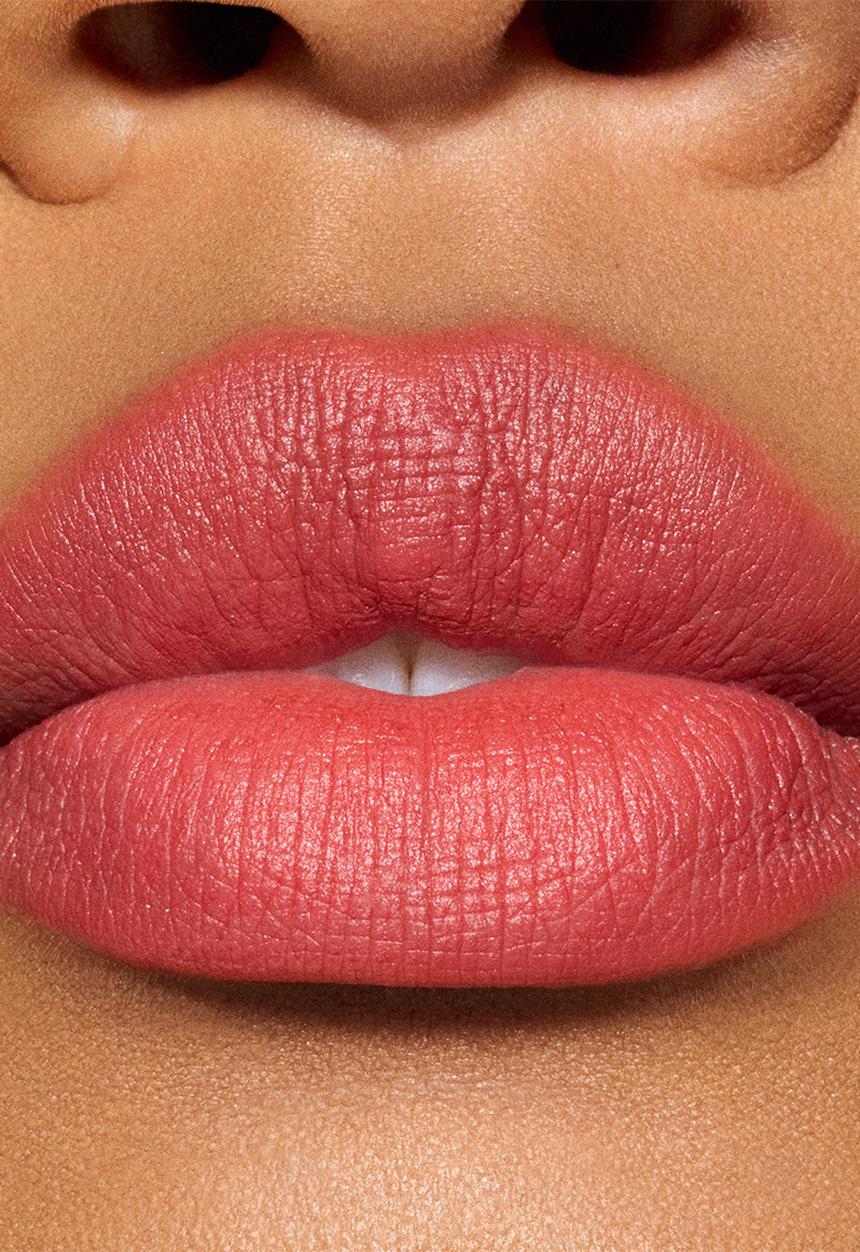 MAC - Powder Kiss Hazy Matte Lipstick - Dubonnet Buzz