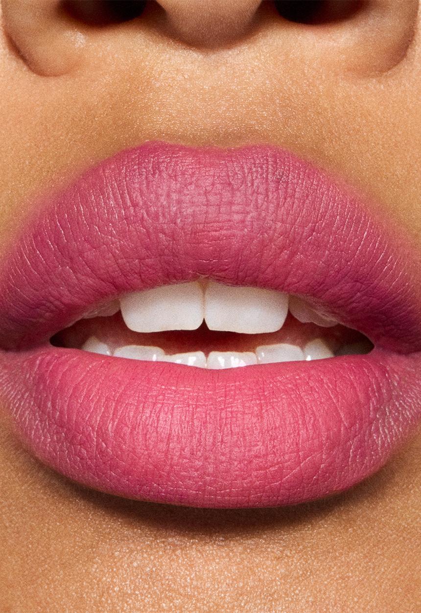MAC - Powder Kiss Hazy Matte Lipstick - Made You Look