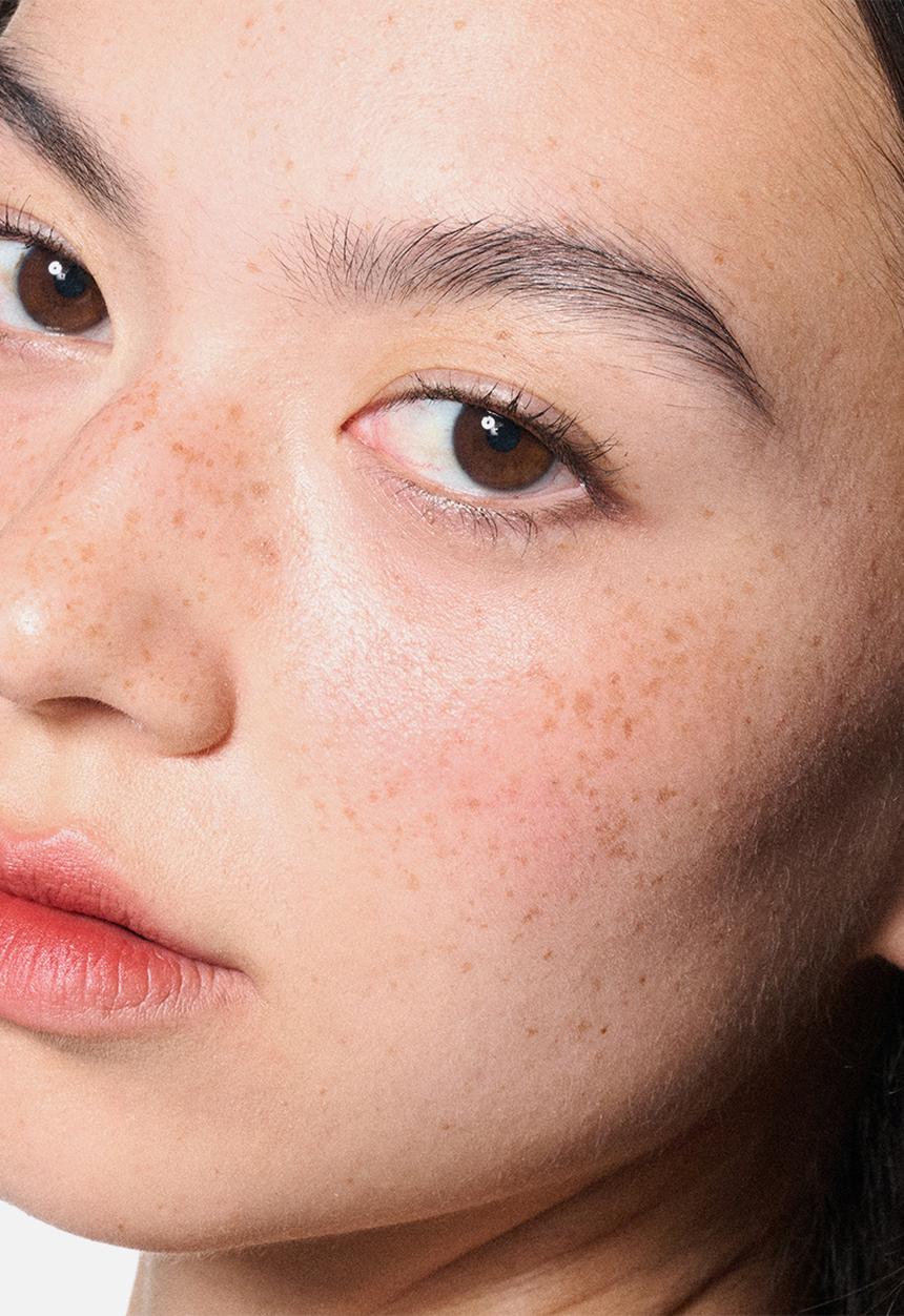MAC - Powder Kiss Lip + Cheek Mousse - Devoted To Chili