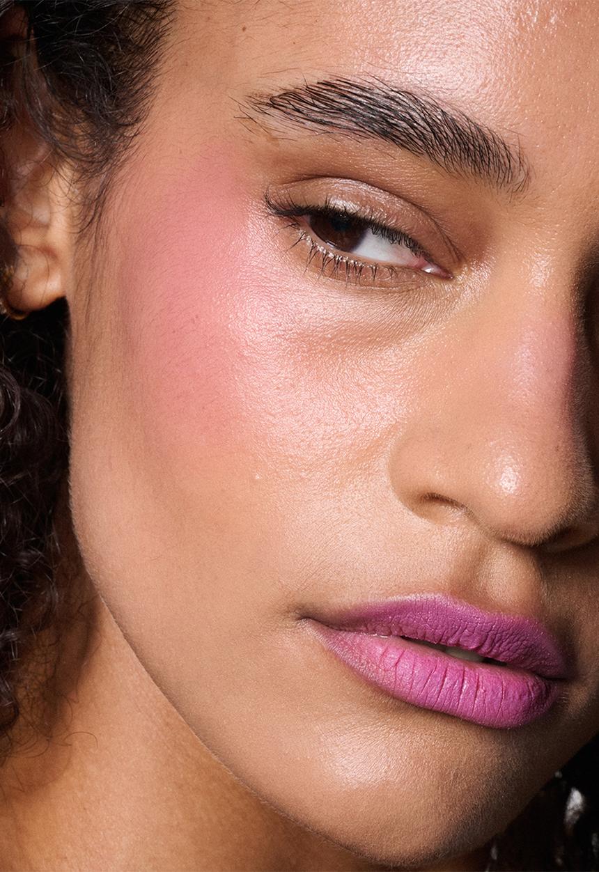 MAC - Powder Kiss Lip + Cheek Mousse - Something Borrowed