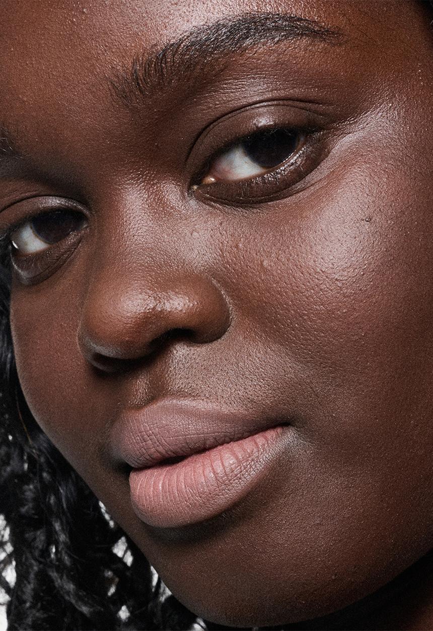 MAC - Powder Kiss Lip + Cheek Mousse - Taken