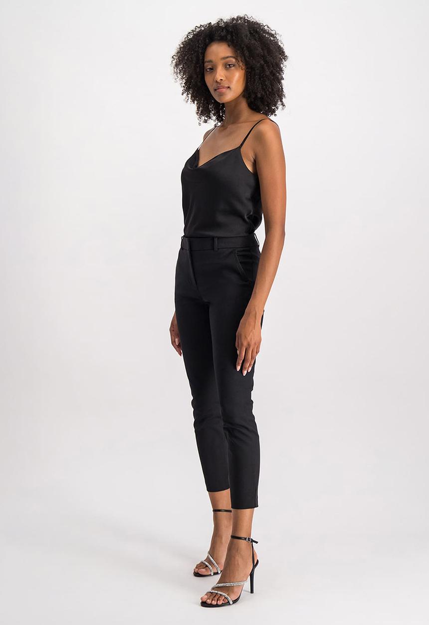 Forever New - Grace 7/8th slim pants in black - black