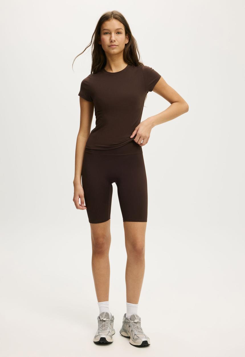 Cotton On - Ultra Soft Fitted T-shirt - French Roast