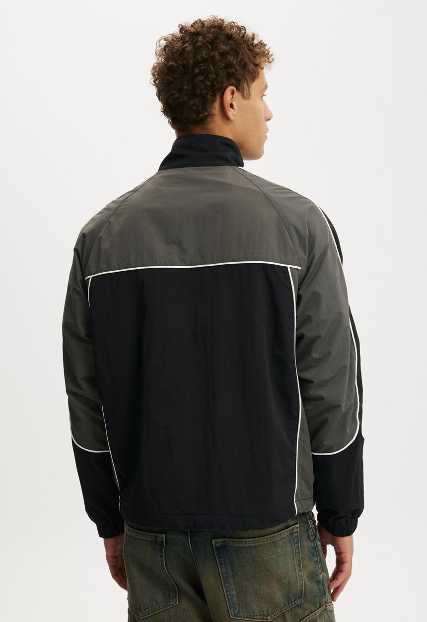 Cotton On - Panelled Spray Jacket - Black & Grey
