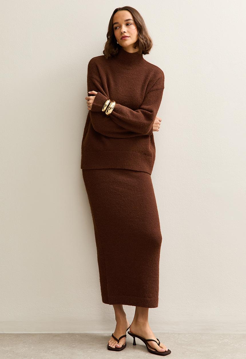 New Look -  Longline Stand Neck Jumper - dark brown