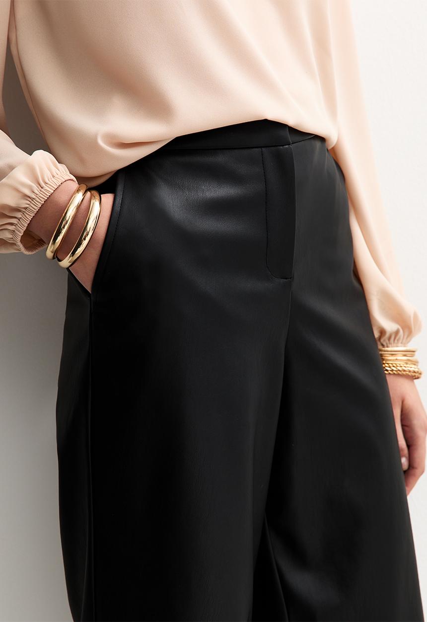 Faux Leather Culotte - black