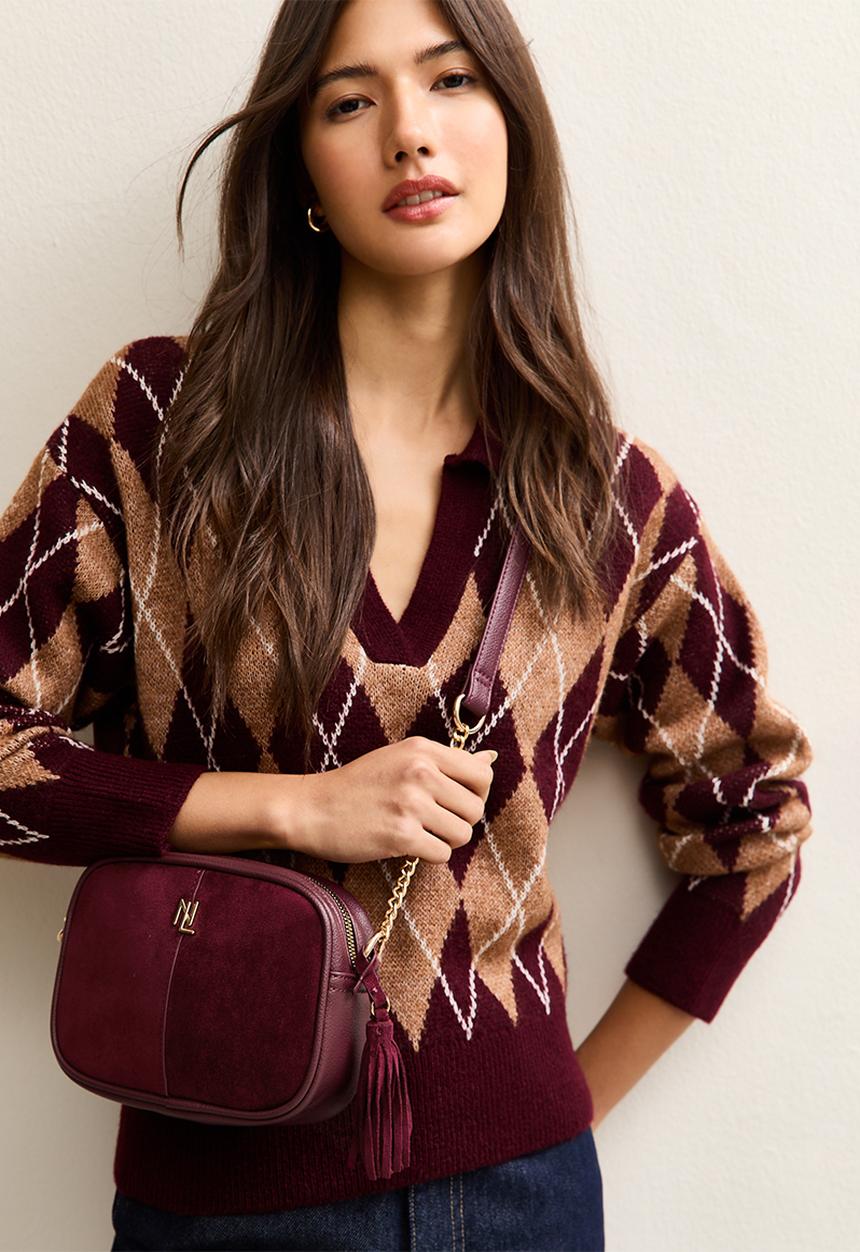 New Look - Thea suedette panel crossbody bag - burgundy