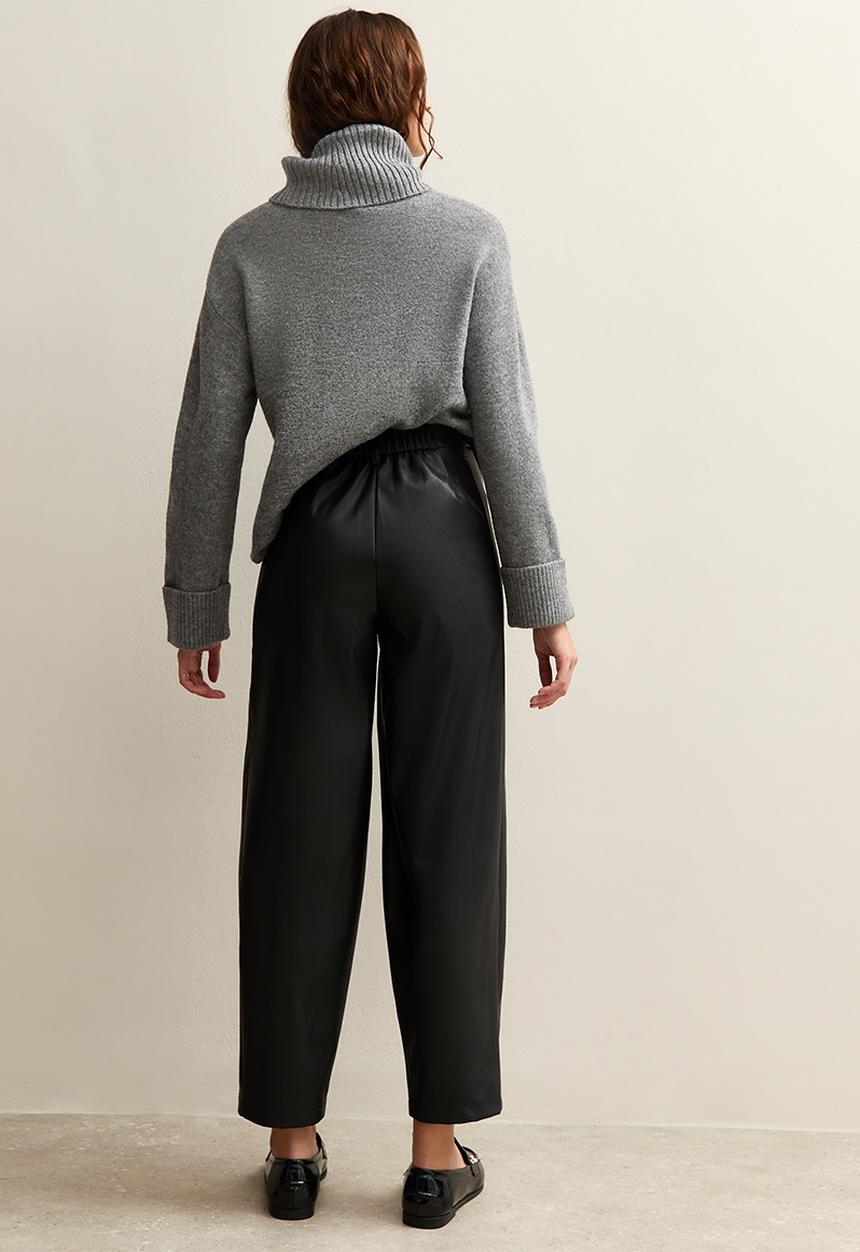 New Look - Faux Leather Barrel Leg Trousers - black