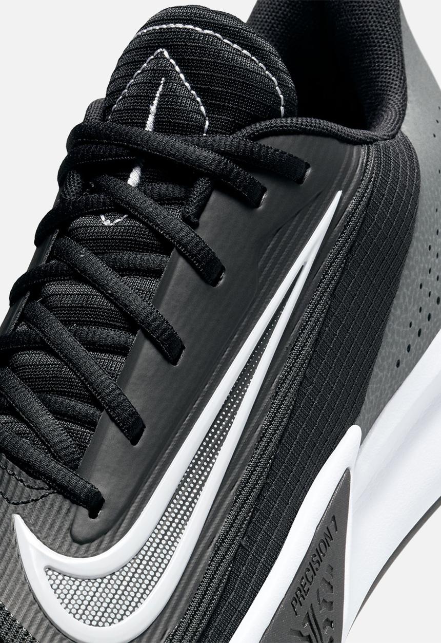 Nike - Precision 7