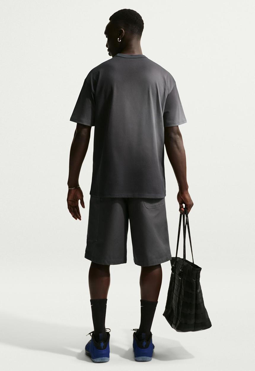 Nike - NSW Premium Essentials Tee - Washed Grey