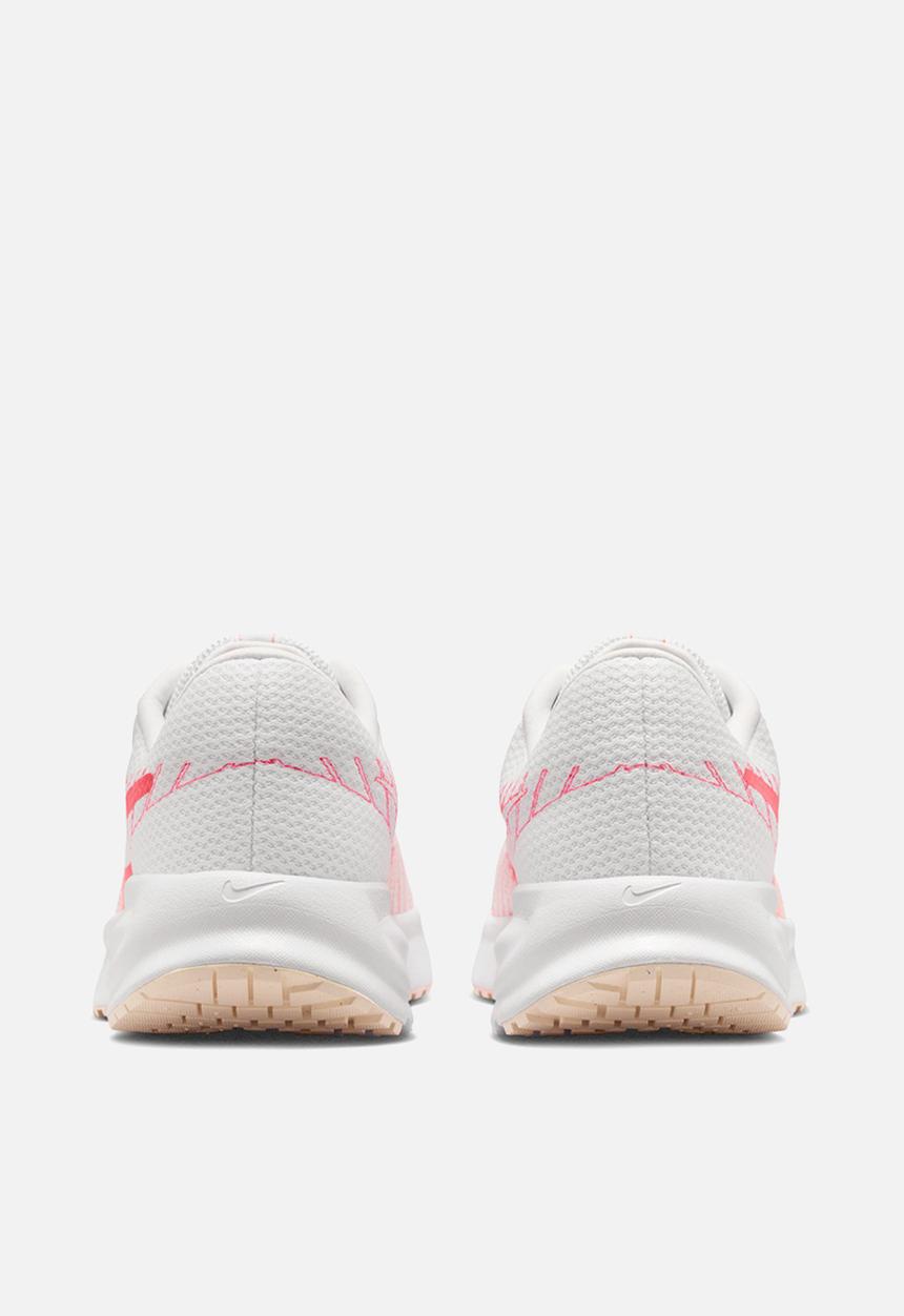 Nike - Nike Run Defy
