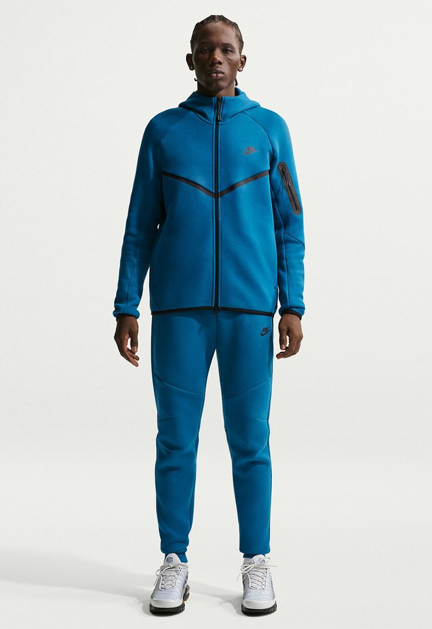 Nike - NSW  Tech Fleece Joggers - Blue