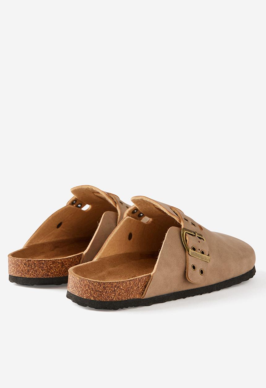Cotton On - Rex buckle mule - roebuck hardware