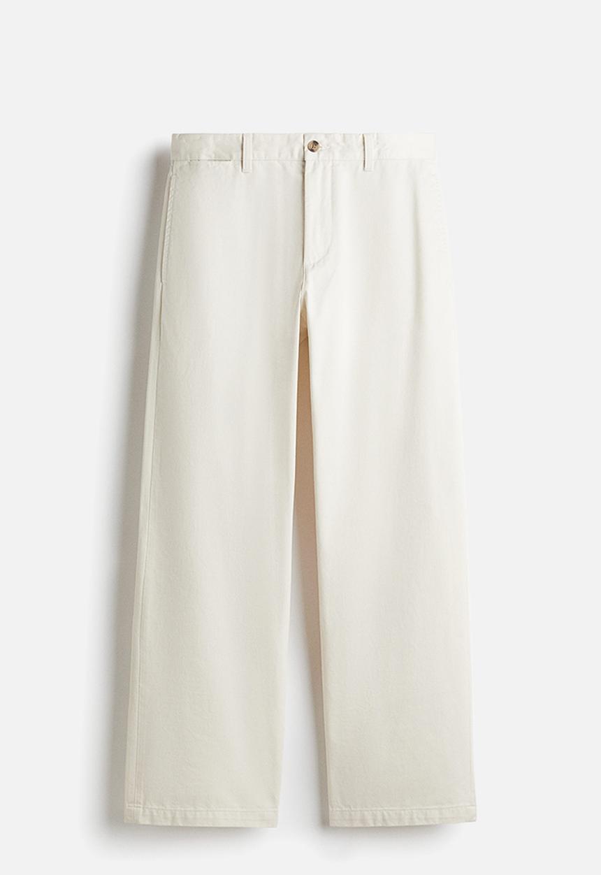 H&M - Relaxed fit cotton chinos - white