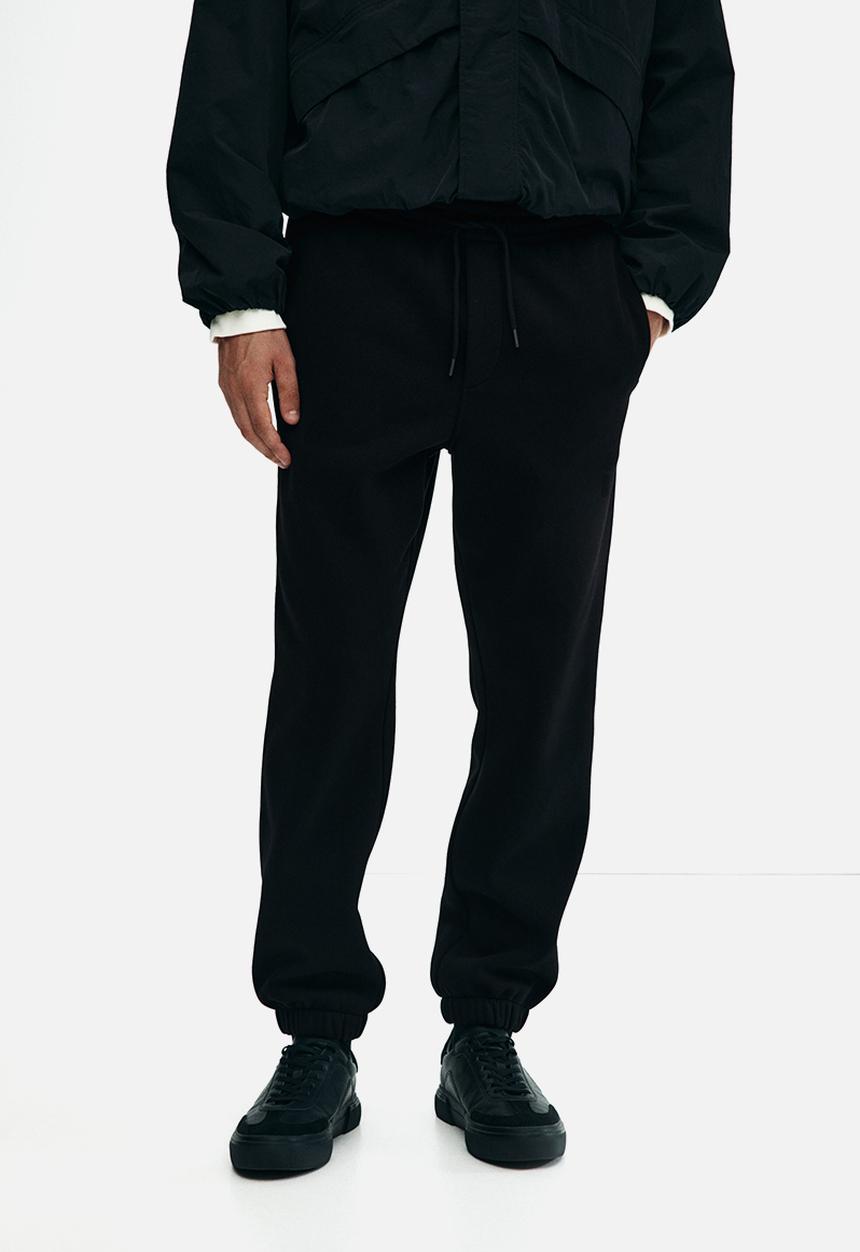 H&M - Regular fit sweatpants - black
