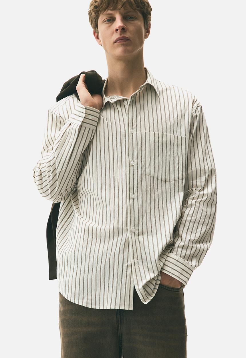 H&M - Relaxed fit poplin shirt - cream & dark beige striped