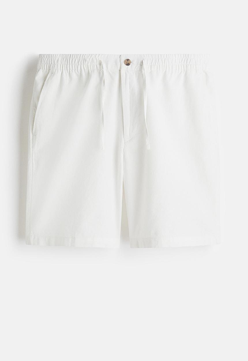H&M - Regular fit linen-blend shorts - white