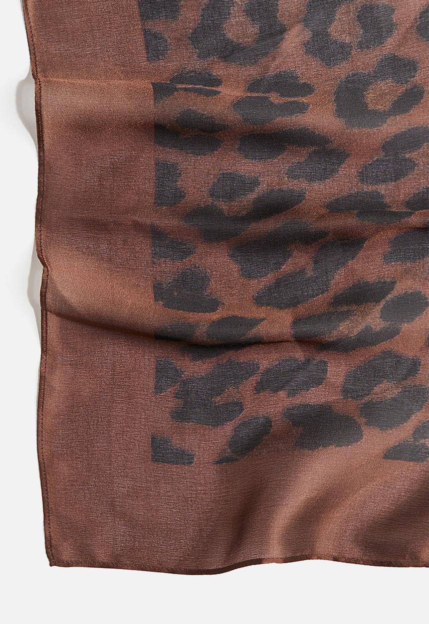 H&M - Patterned scarf - dark brown leopard print