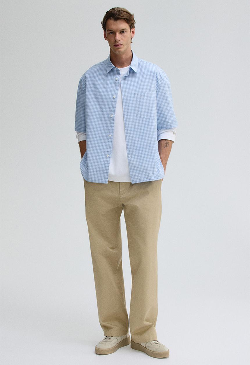 H&M - Relaxed fit short-sleeved shirt - light blue checked 